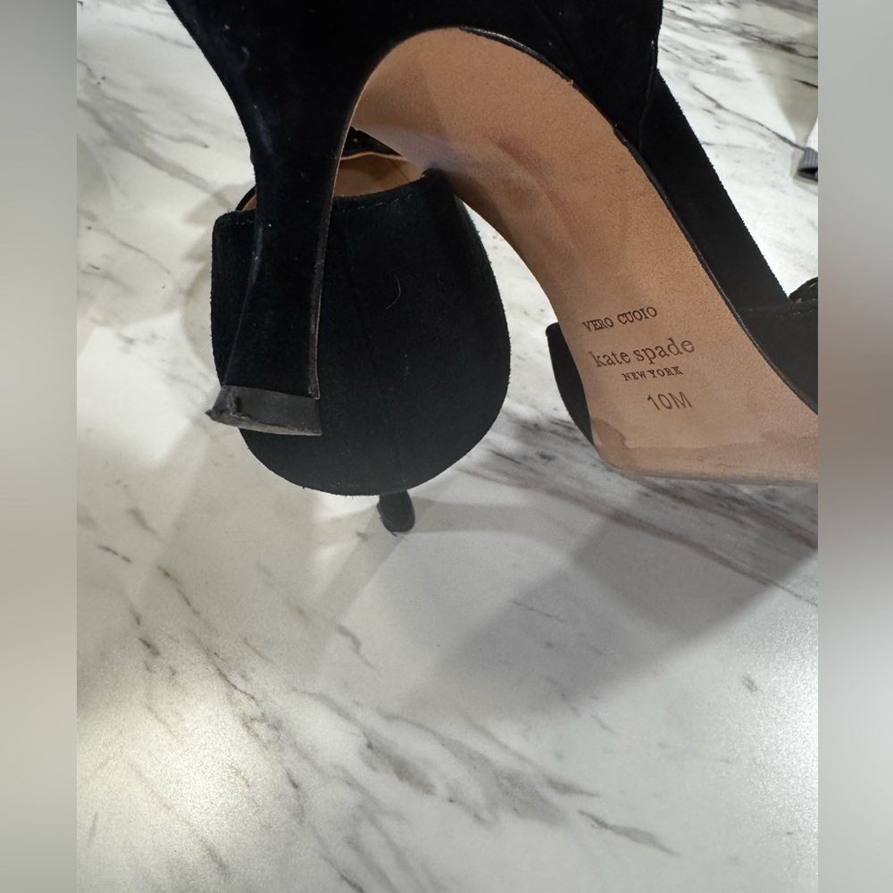 Black Suede Kate Spade Gold Studded Bow Pointed-Toe Pumps size 10 - Picture 8 of 10